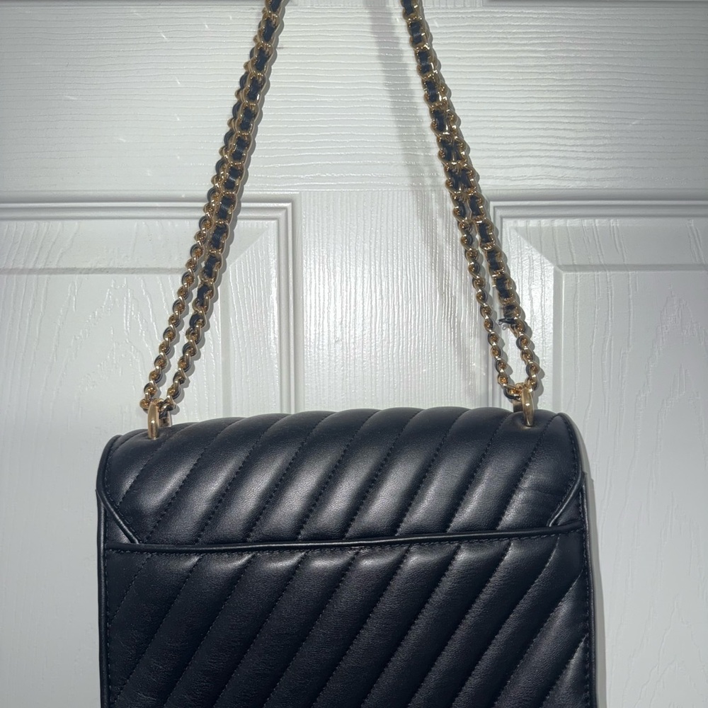 Michael Kors Black Quilted Shoulder Bag - Picture 3 of 8